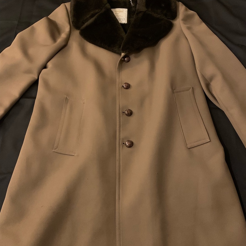 Mens 40 Long London Fog Long Coat With Fur Collar